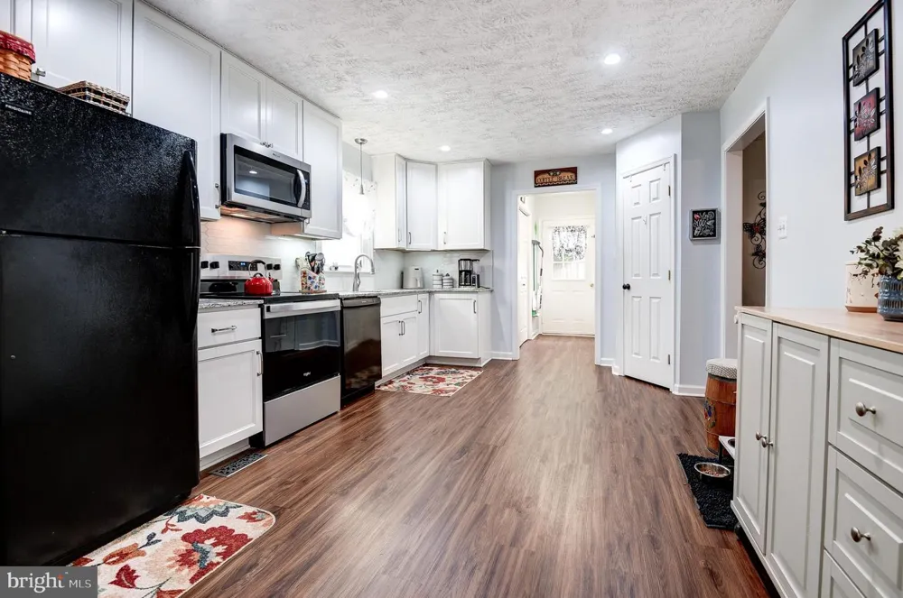 116 CLOVERDALE COURT Winchester, VA 22602