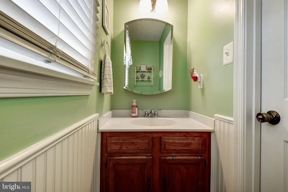 116 CLOVERDALE COURT Winchester, VA 22602