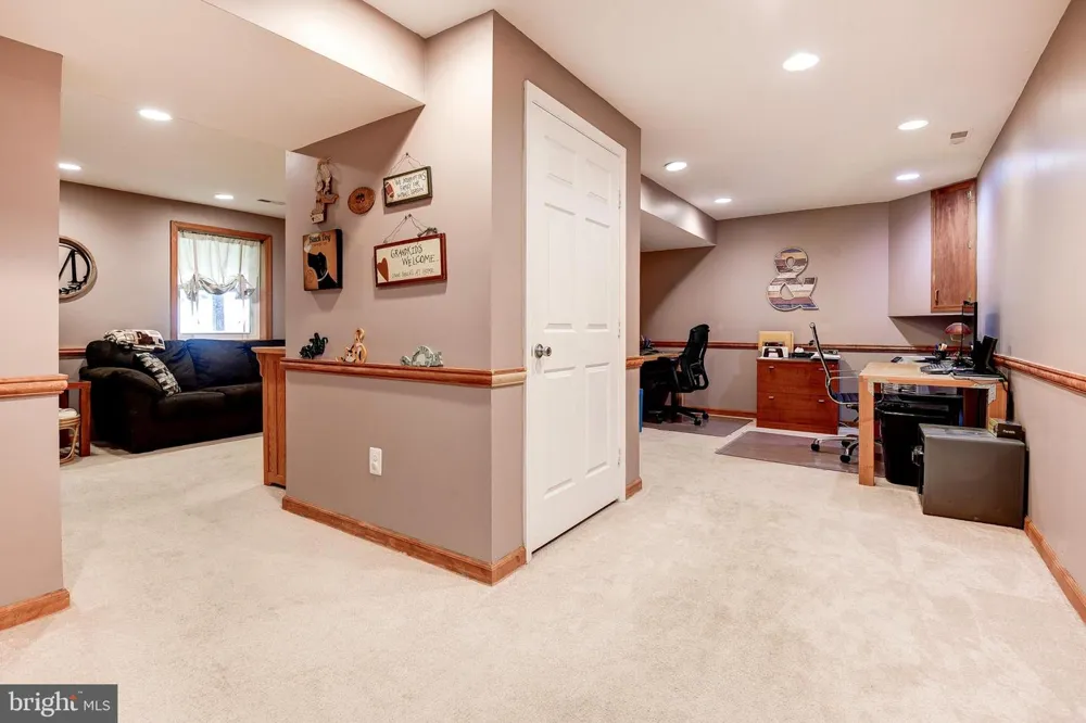 116 CLOVERDALE COURT Winchester, VA 22602