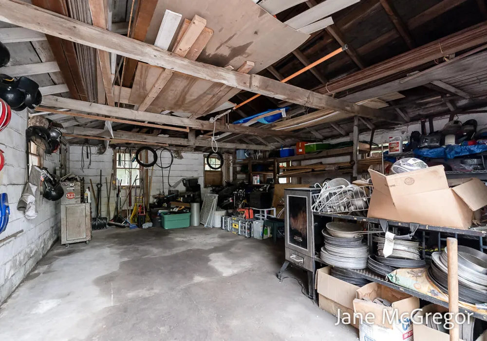 13727 Cleveland Street Nunica, MI 49448