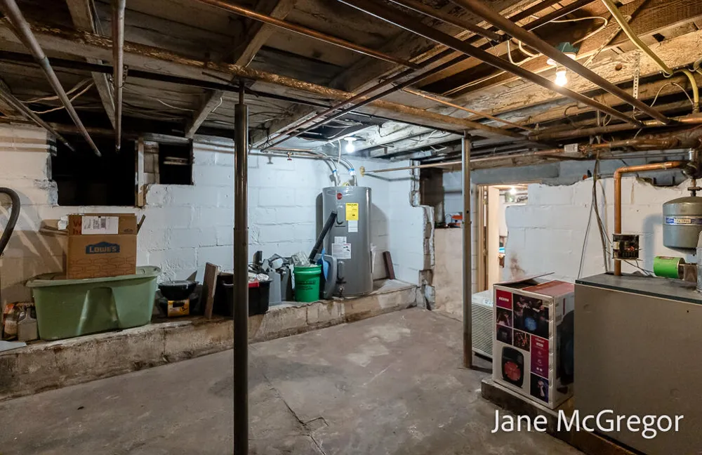 13727 Cleveland Street Nunica, MI 49448