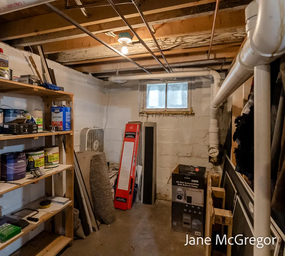 13727 Cleveland Street Nunica, MI 49448