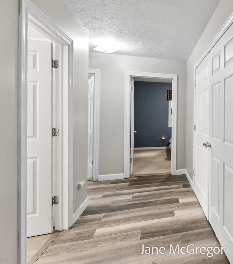 13727 Cleveland Street Nunica, MI 49448