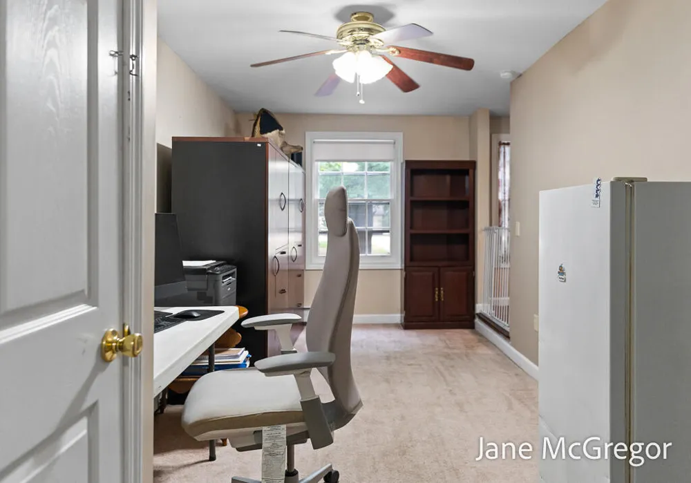 13727 Cleveland Street Nunica, MI 49448