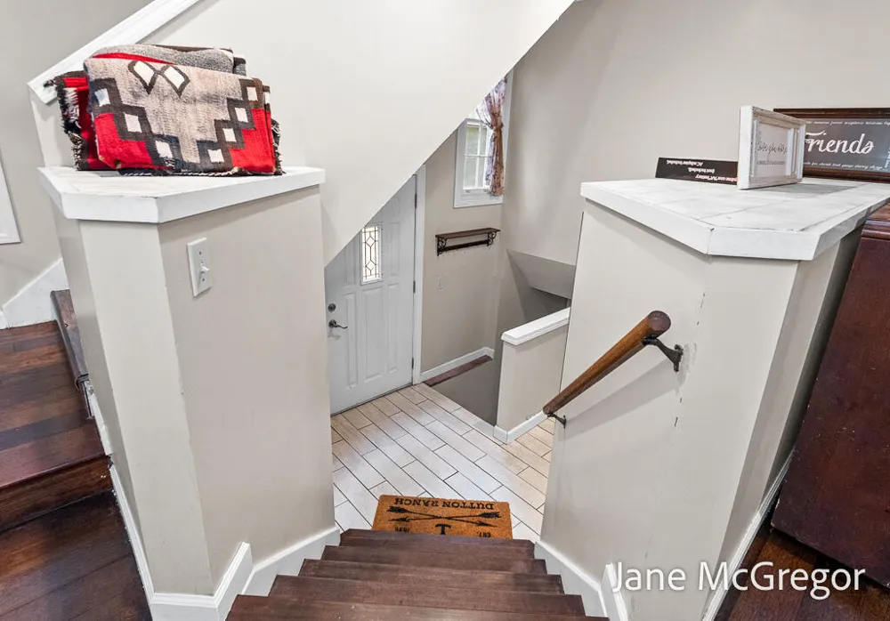 13727 Cleveland Street Nunica, MI 49448