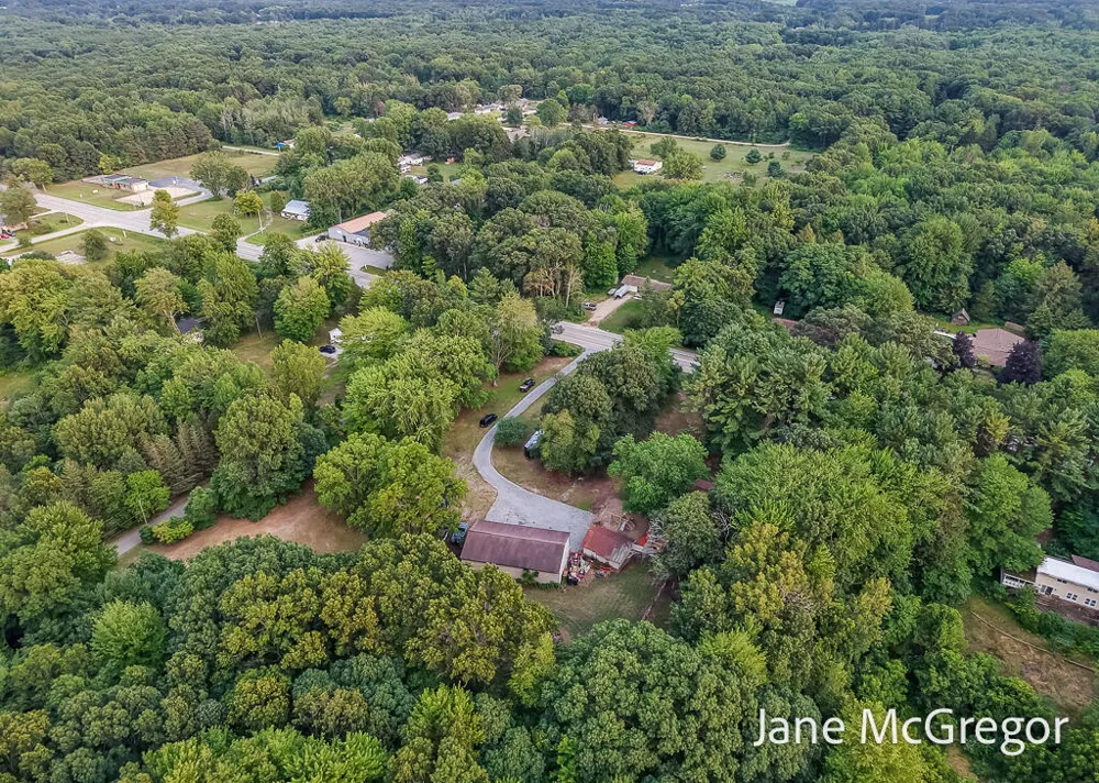 13727 Cleveland Street Nunica, MI 49448