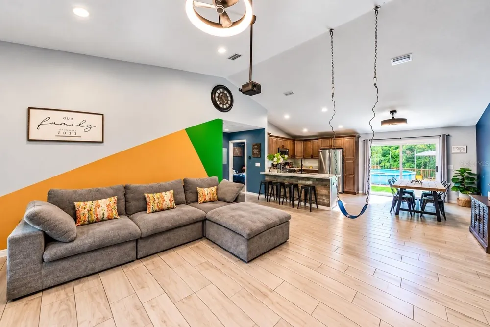 126 LOCUST RADIAL ocala, FL 34472