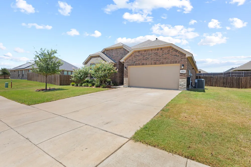 3507 Camden Creek Road Krum, TX 76249