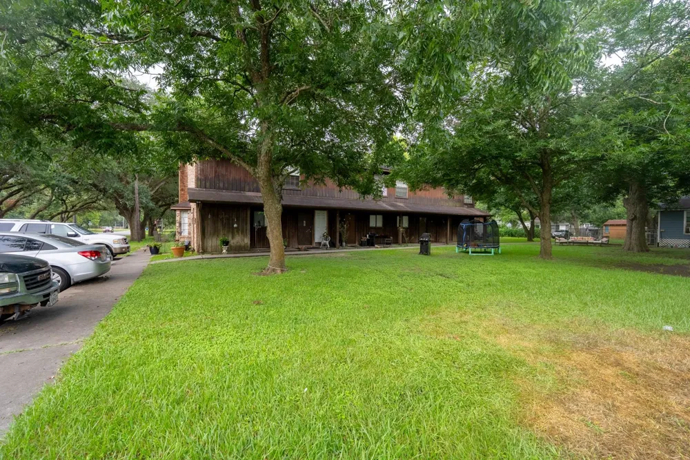 2308 Avenue L Bay City, TX 77414
