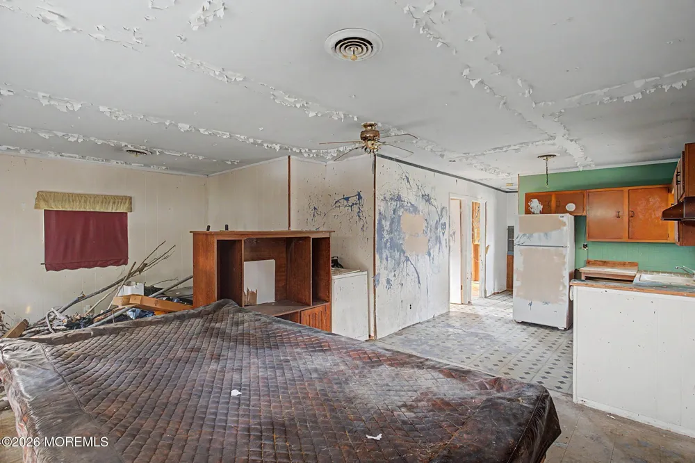 56 W Potomac Drive Little Egg Harbor, NJ 08087