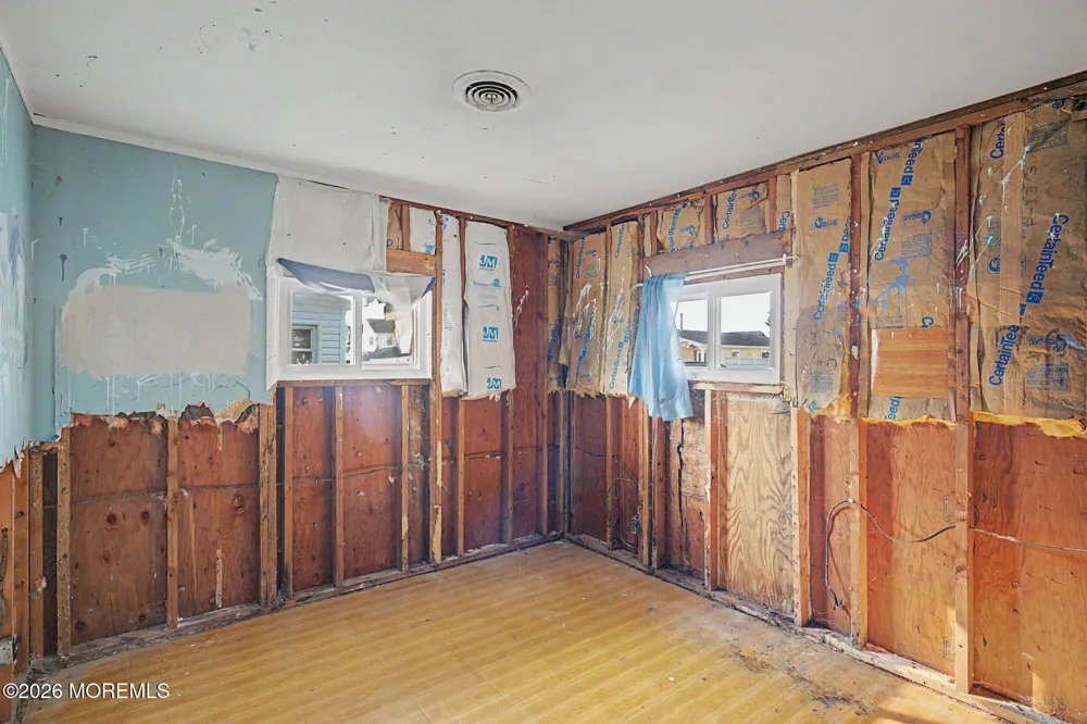 56 W Potomac Drive Little Egg Harbor, NJ 08087