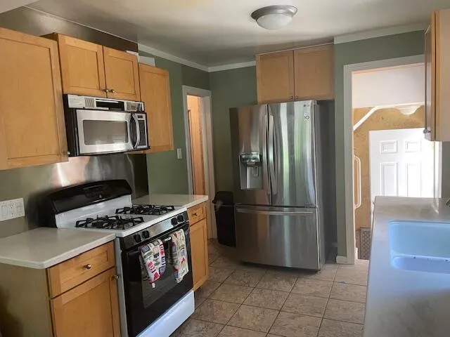 11322 Kinloch Avenue Redford Charter Township, MI 48239