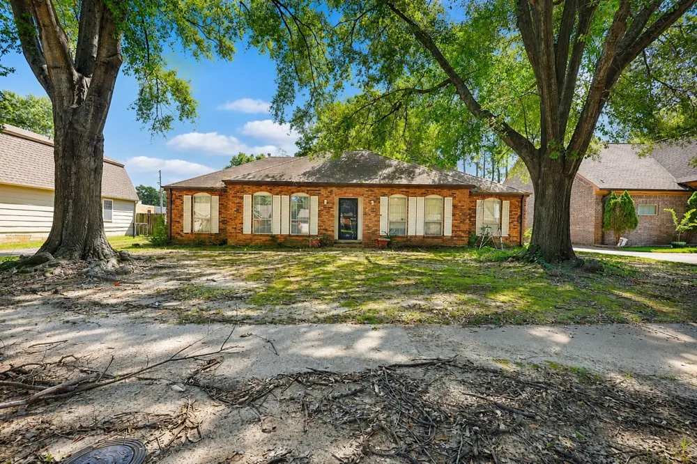 2530 Cardigan Dr Memphis, TN 38119