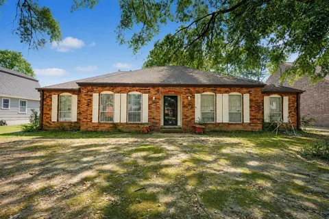 2530 Cardigan Dr