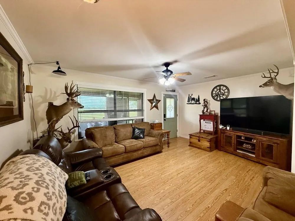 3017 N Hwy 87 Newton, TX 75966