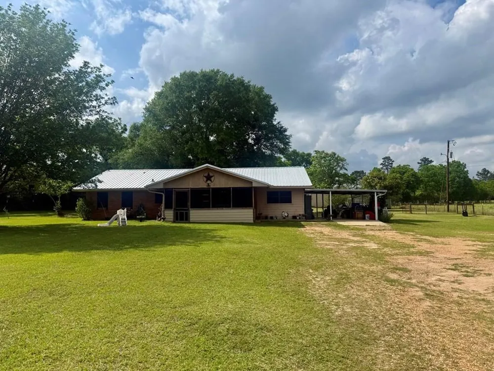 3017 N Hwy 87 Newton, TX 75966