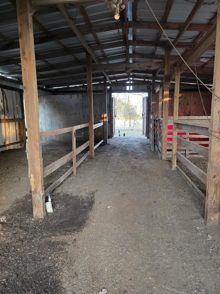 3017 N Hwy 87 Newton, TX 75966
