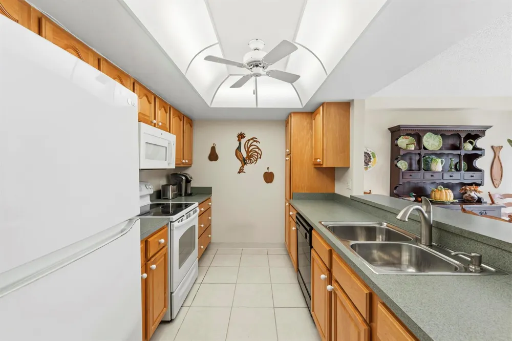 1600 NE Dixie Highway #4-107 Jensen Beach, FL 34957