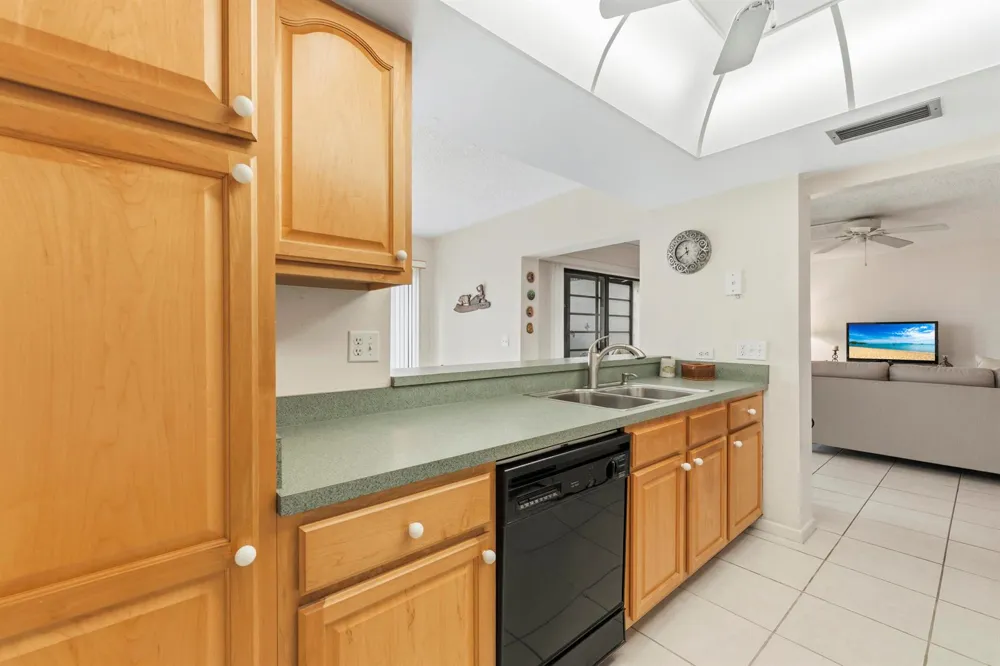 1600 NE Dixie Highway #4-107 Jensen Beach, FL 34957
