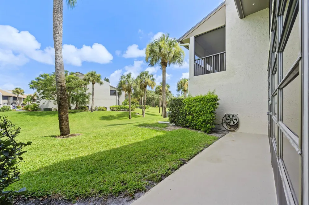 1600 NE Dixie Highway #4-107 Jensen Beach, FL 34957