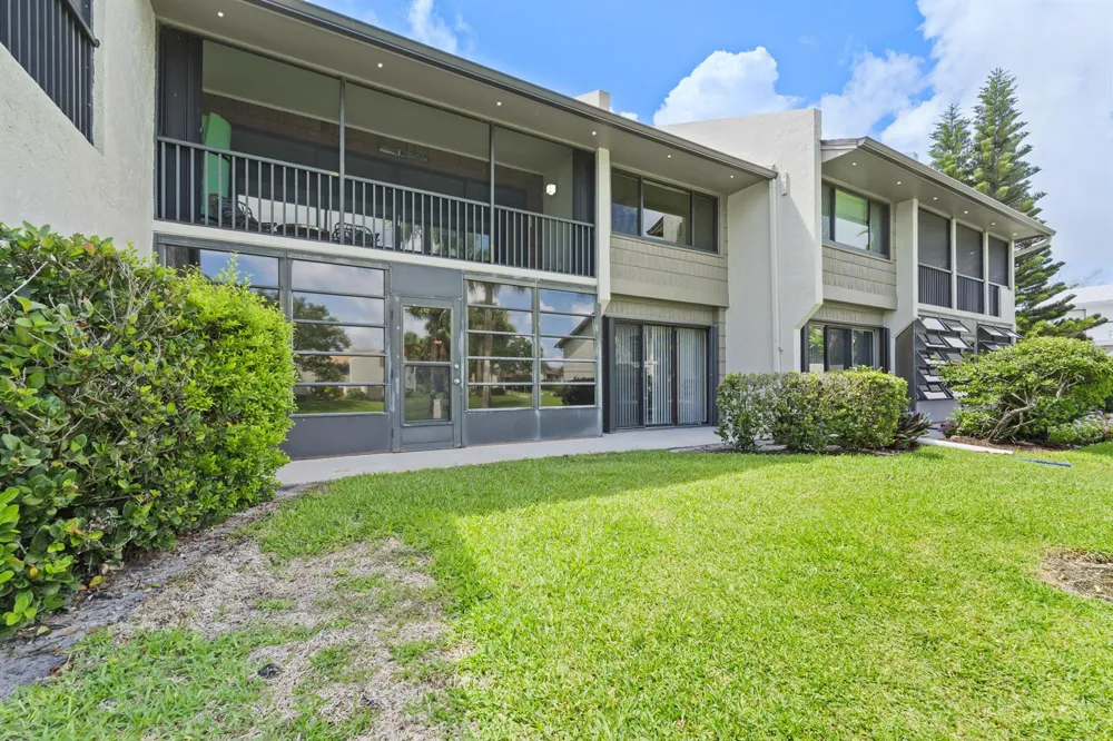 1600 NE Dixie Highway #4-107 Jensen Beach, FL 34957