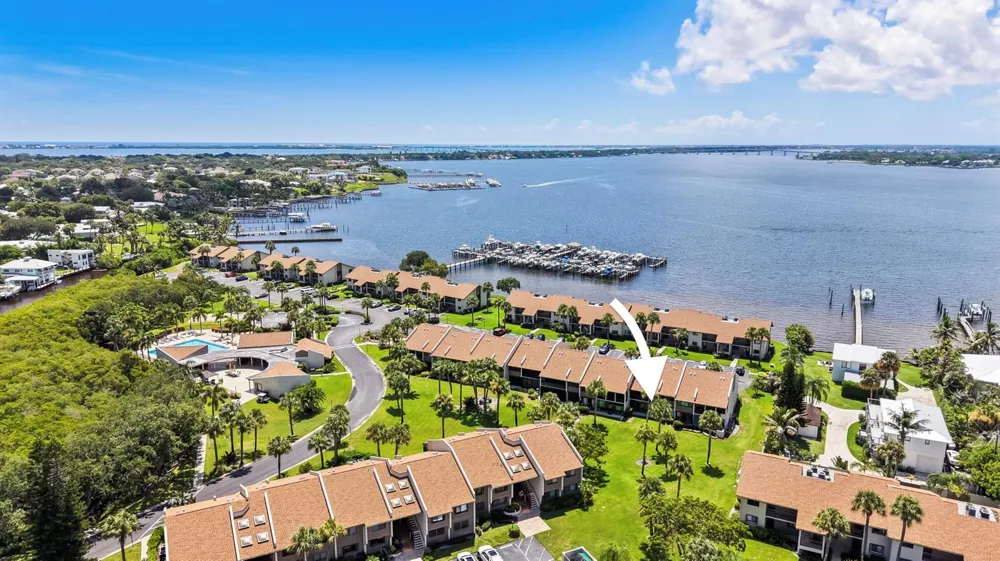 1600 NE Dixie Highway #4-107 Jensen Beach, FL 34957