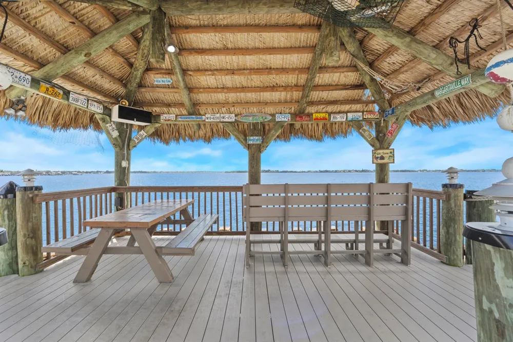 1600 NE Dixie Highway #4-107 Jensen Beach, FL 34957