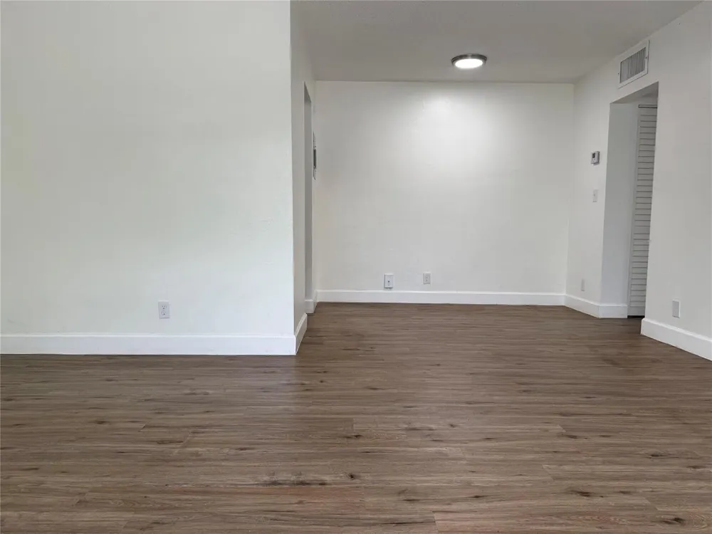 1857 Jefferson Street #205 Hollywood, FL 33020