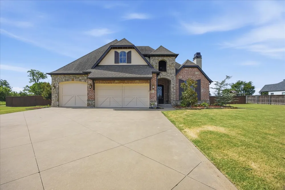 2114 E 176th Street S Mounds, OK 74047