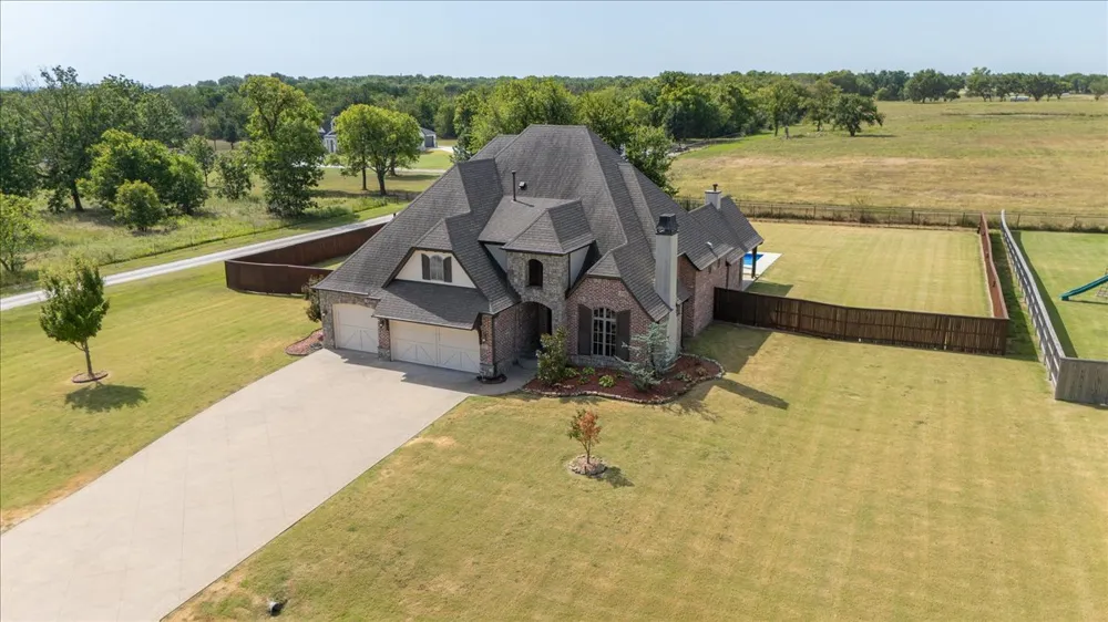 2114 E 176th Street S Mounds, OK 74047