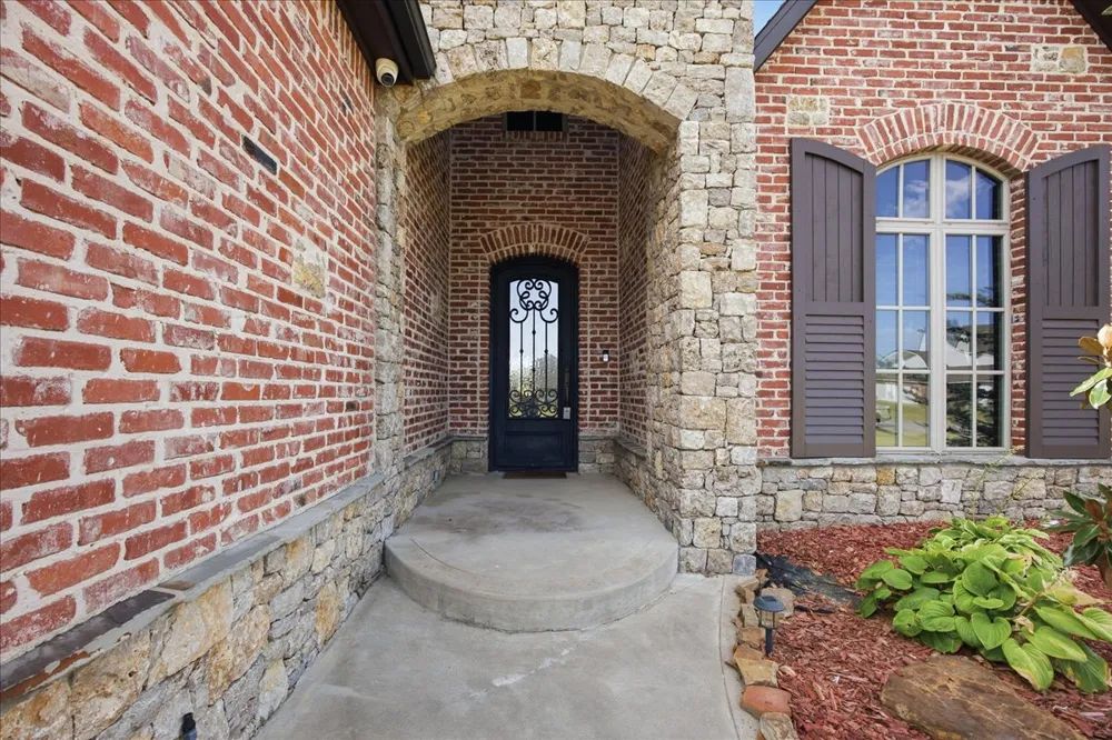 2114 E 176th Street S Mounds, OK 74047