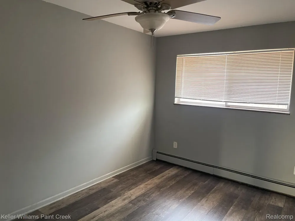 474 W Marshall Ferndale City, MI 48220