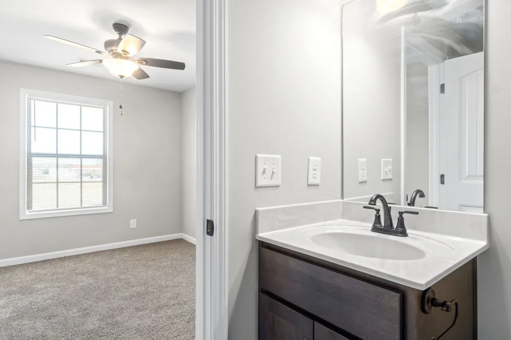 1000 Glenkirk Drive #D Clarksville, TN 37042