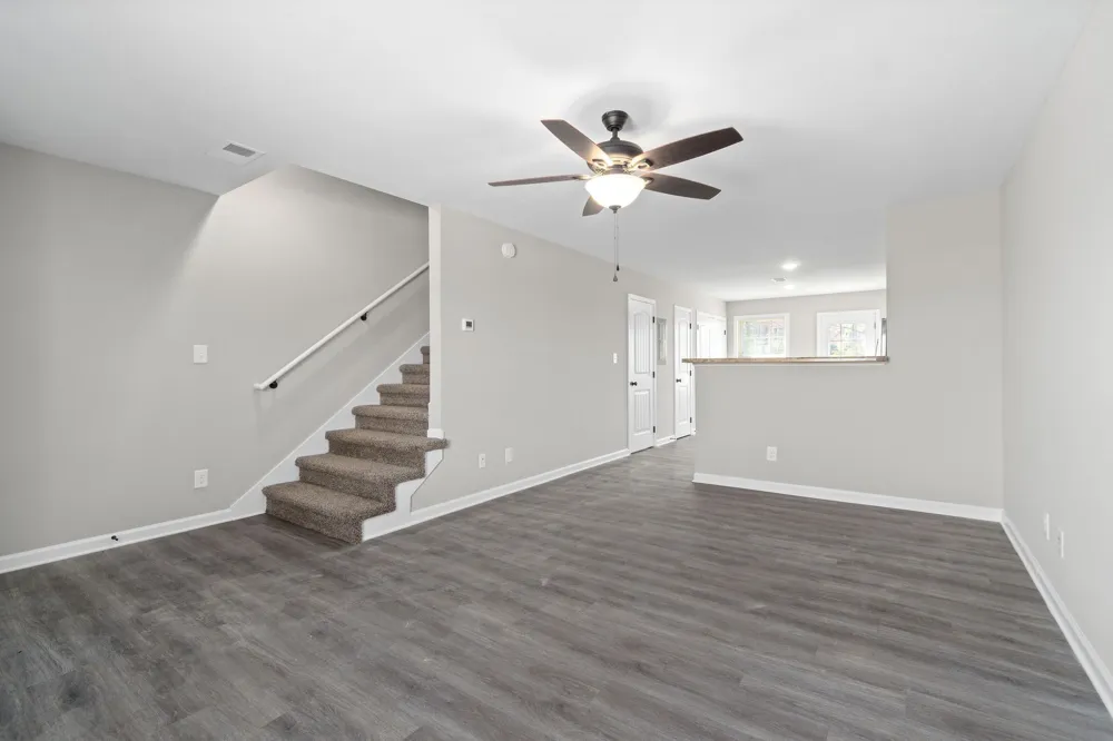 1000 Glenkirk Drive #D Clarksville, TN 37042