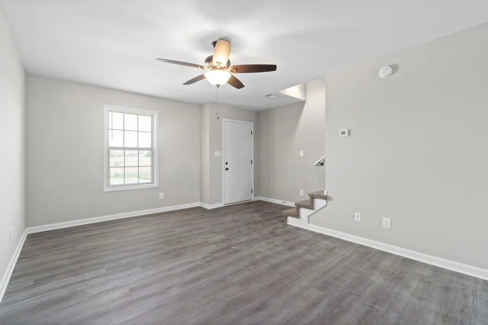 1000 Glenkirk Drive #D Clarksville, TN 37042