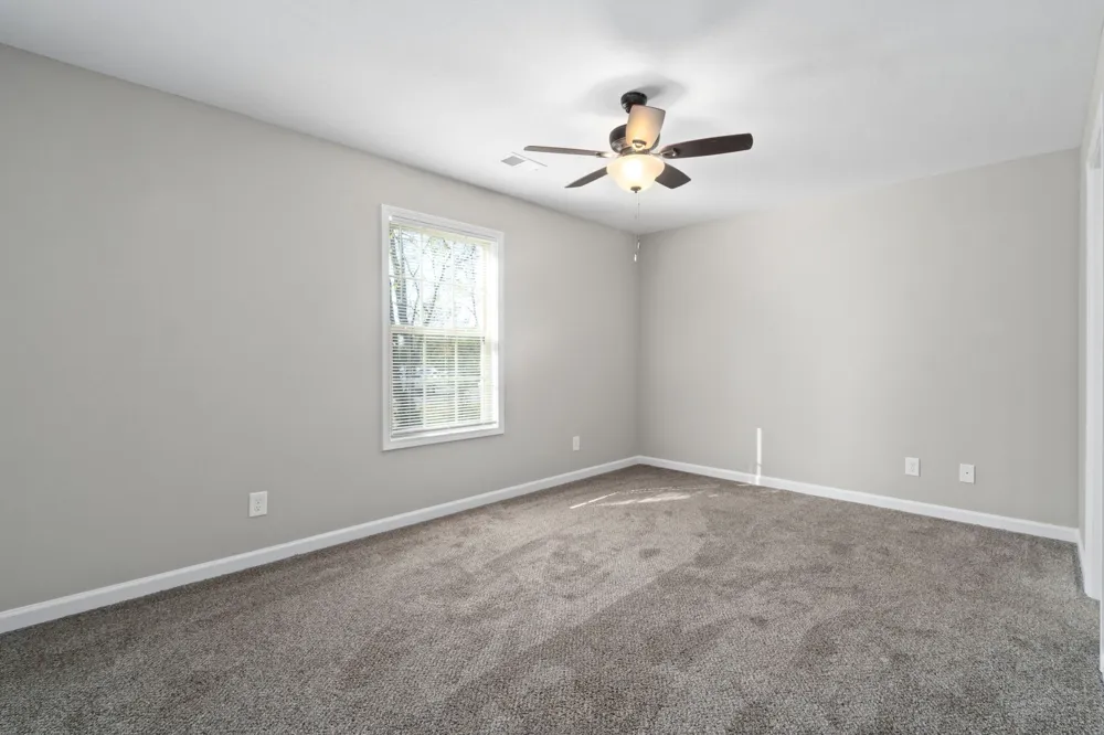 1000 Glenkirk Drive #D Clarksville, TN 37042