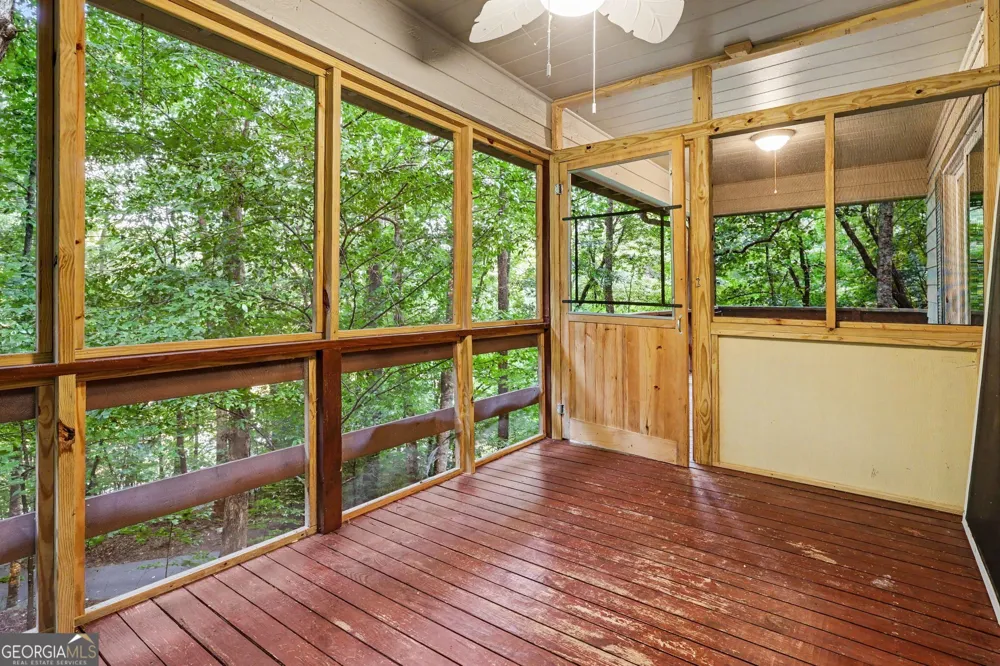 784 Beaver Lake DR Ellijay, GA 30540