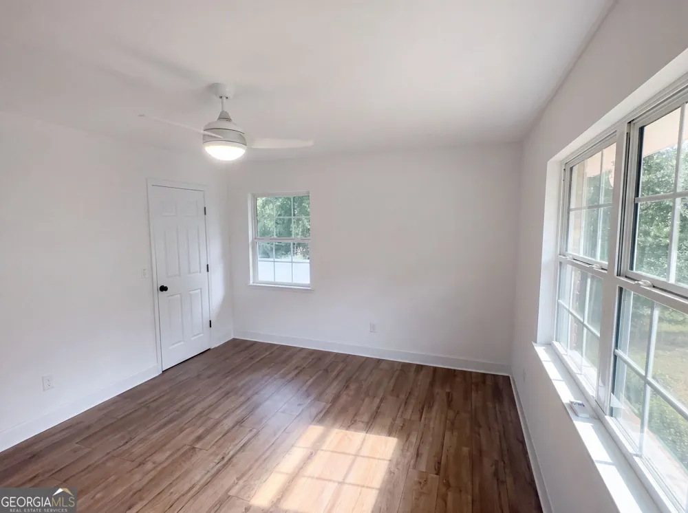 1625 Windsor DR Waycross, GA 31501