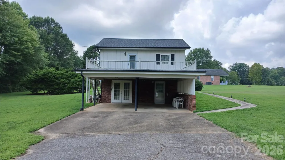 3830 Dowell Street Hickory, NC 28602
