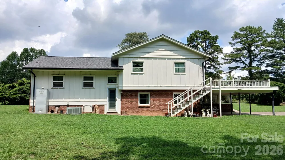 3830 Dowell Street Hickory, NC 28602