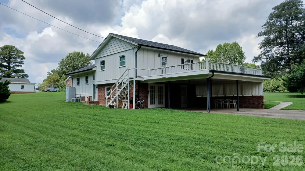 3830 Dowell Street Hickory, NC 28602