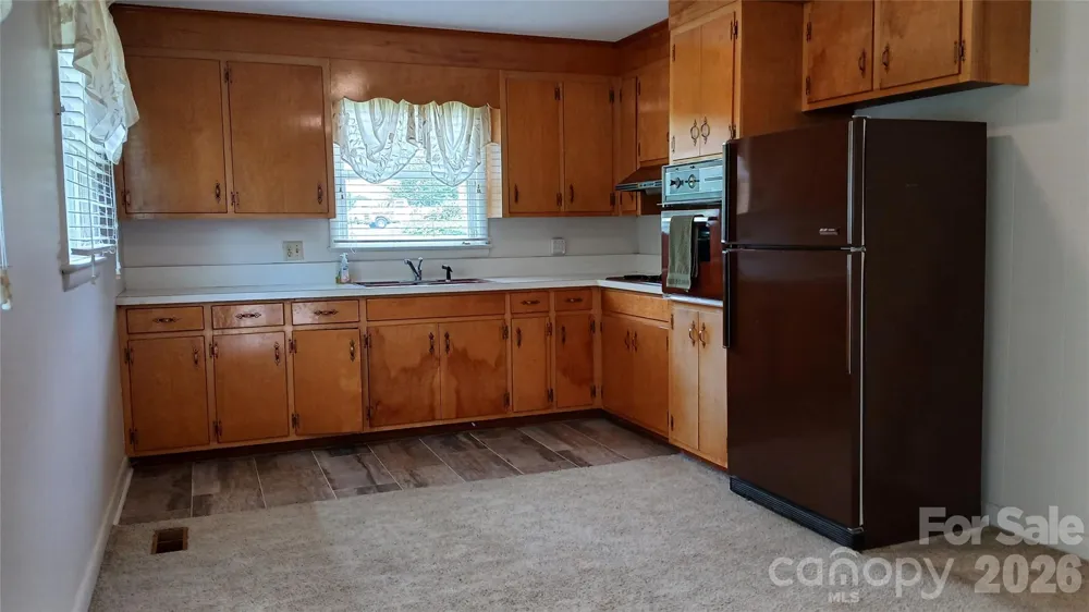 3830 Dowell Street Hickory, NC 28602