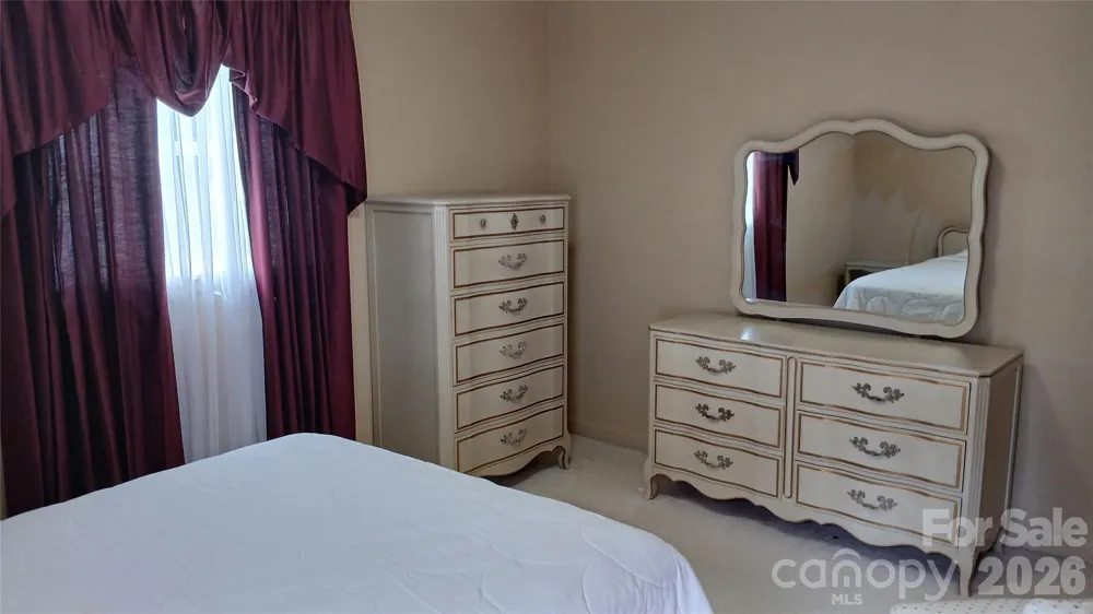 3830 Dowell Street Hickory, NC 28602