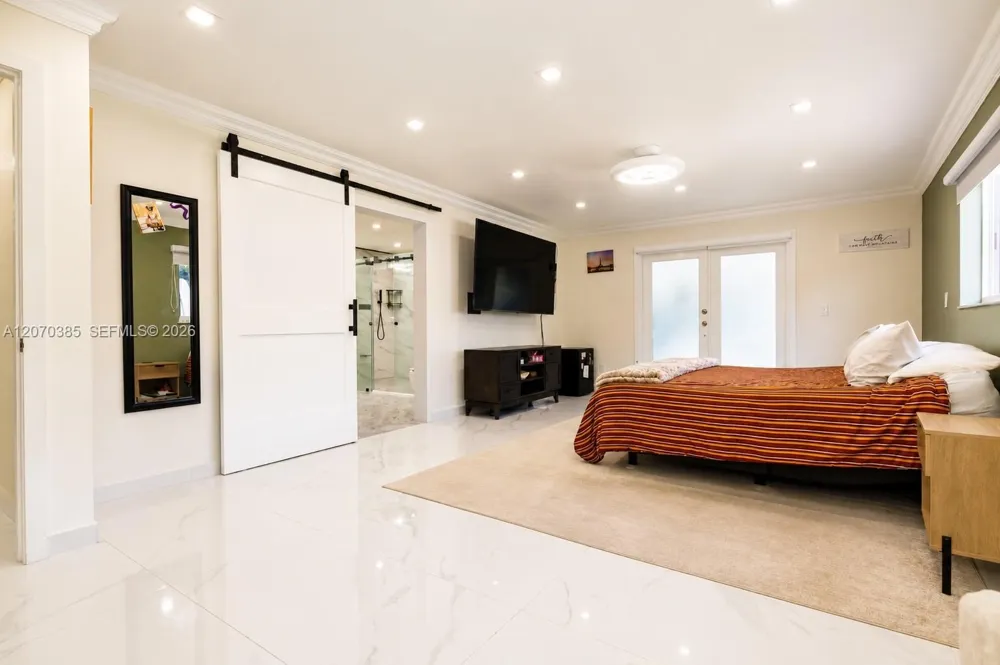 12231 SW 1st St Miami, FL 33184