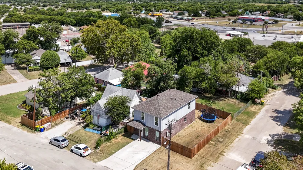 105 Lamar Street Hillsboro, TX 76645