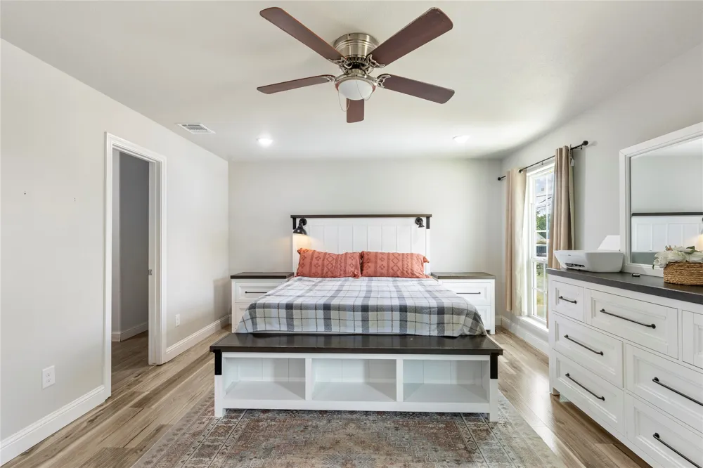 105 Lamar Street Hillsboro, TX 76645