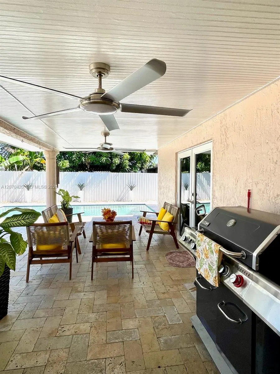 19342 SW 119th Ct Miami, FL 33177
