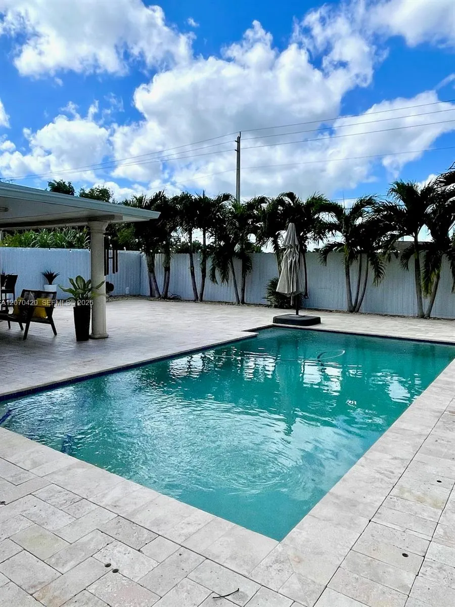 19342 SW 119th Ct Miami, FL 33177