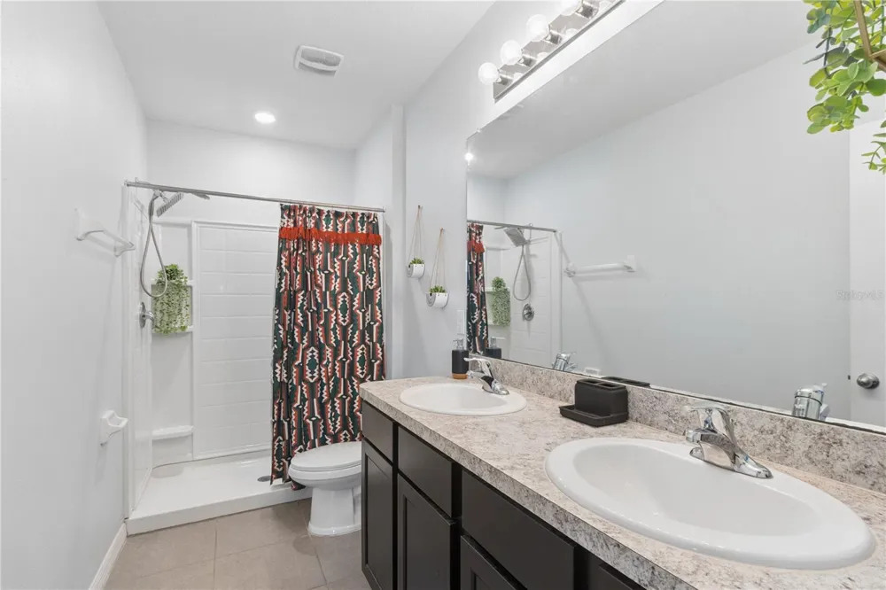 417 NEWMONT CIRCLE Ruskin, FL 33570