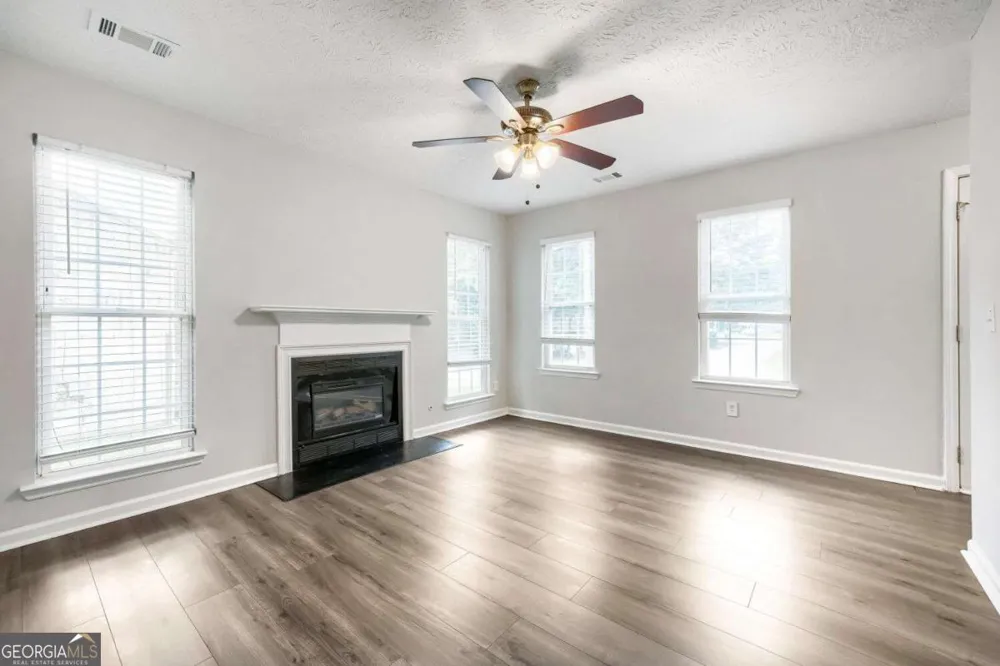 6253 Valdez DR Rex, GA 30273